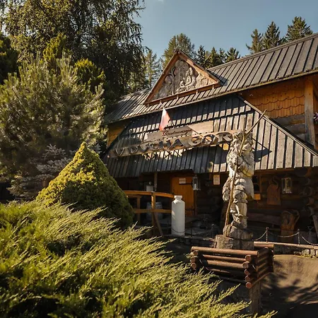 Karpatka Bed & Breakfast 3*