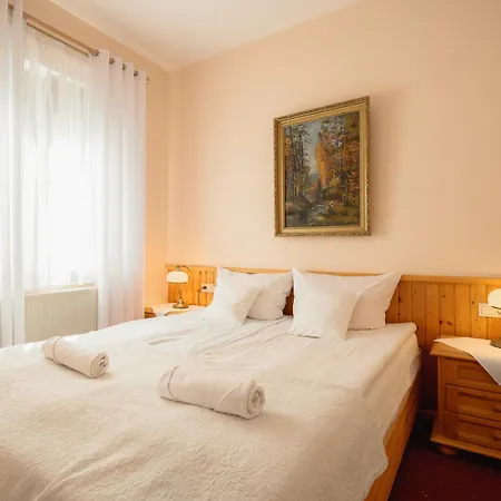 فندق مبيت وإفطار Karpatka 3*